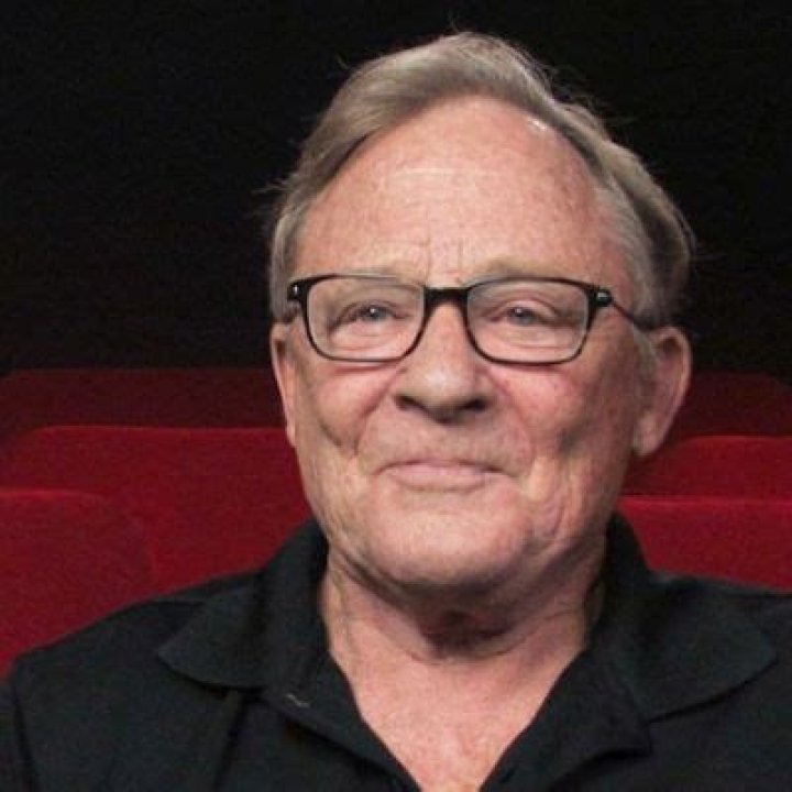 
Charles Haid- Wiki, Age, Height, Net Worth, Wife, Ethnicity	