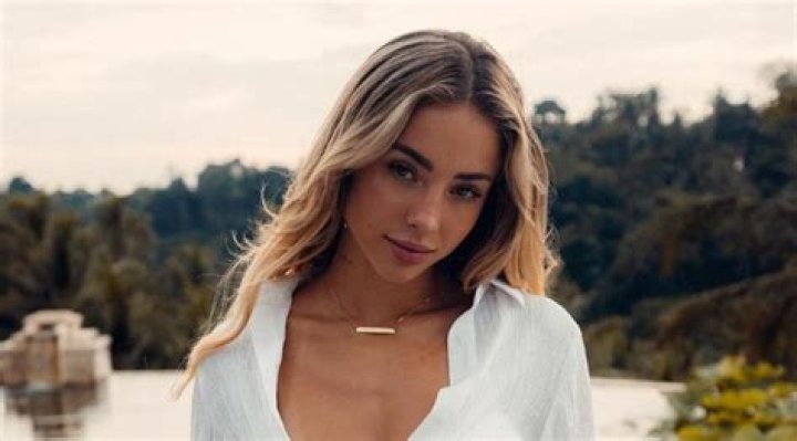 Charly Jordan- Bio, Boyfriend, Net worth, Height, Career