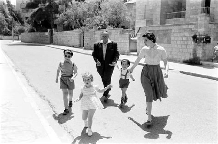 Children: Who Is Hannah Goslar Daughter Ruth Pinchas Pick? Her Age & Wikipedia Details