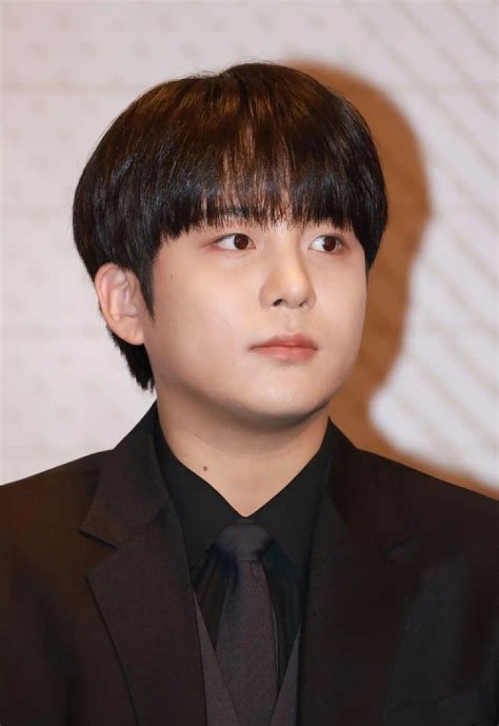 Choi Jongho Net Worth, Age, Height, Bio, Birthday, Wiki!