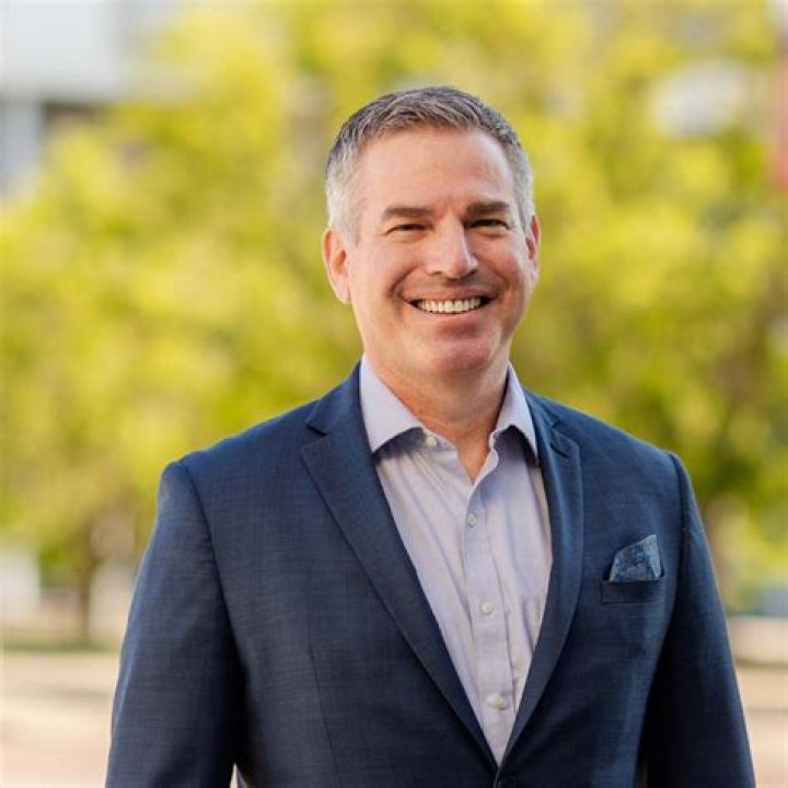 Chris Christensen Net Worth, Age, Height, Bio, Birthday, Wiki!