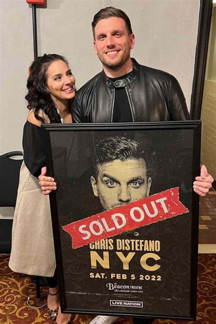 Chris Distefano’s Married Life With Wife Jazzy Is Going Strong; Baby Due in 2021