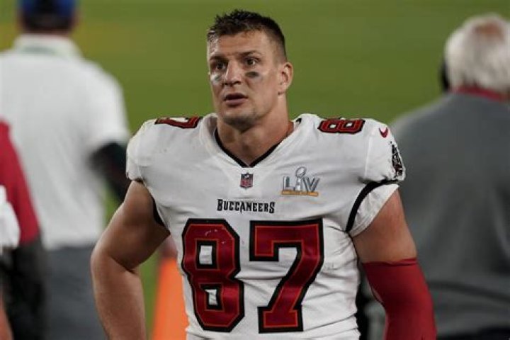 Chris Gronkowski - Net Worth, Age, Height, Birthday, Bio, Wiki!