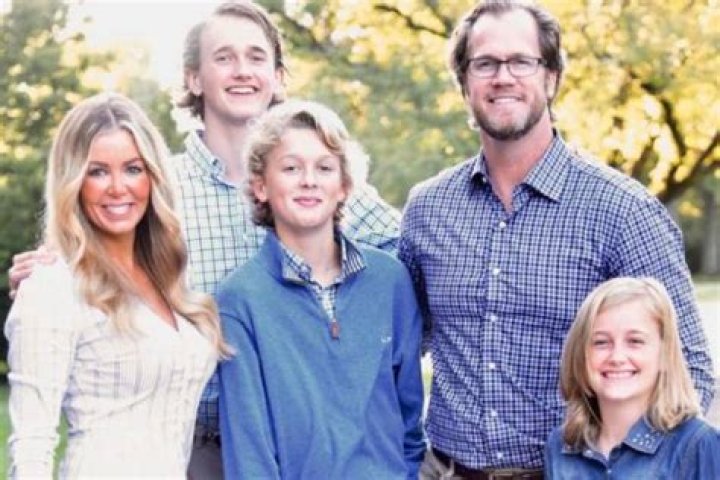 Chris Pronger's wife, Lauren Pronger Biography: Age, Instagram, Net Worth, Wikipedia, Birthday, Children