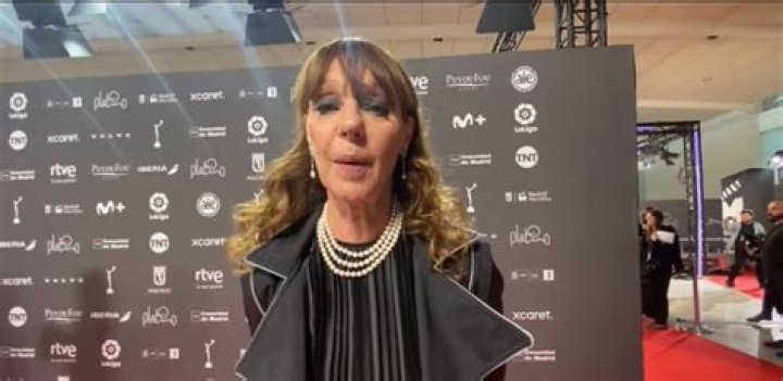 Claudia Di Girolamo - Net Worth, Age, Height, Birthday, Bio, Wiki!