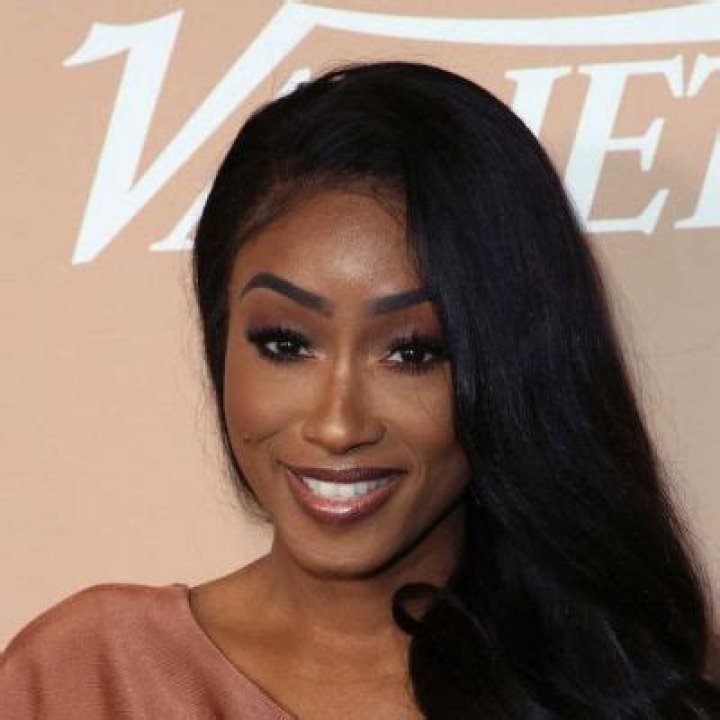 Cleopatra Bernard- Net Worth, Age, Bio, Height, Husband, Instagram, Career