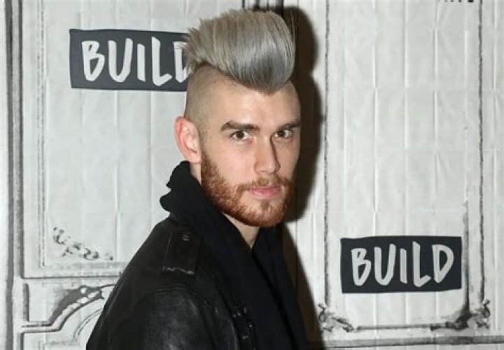 Colton Dixon Net Worth, Age, Height, Bio, Birthday, Wiki!