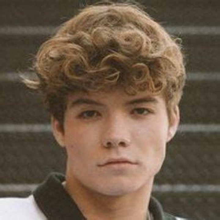 Connor Finnerty- Bio, Age, Height, Net Worth, Girlfriend, Career