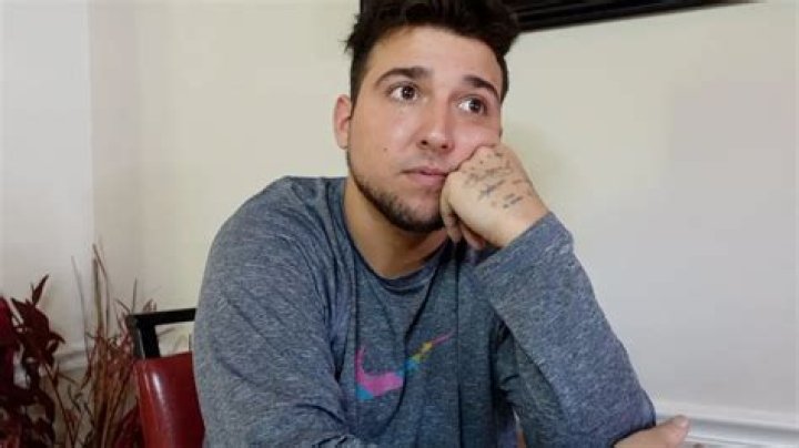 Corey Scherer Biography: Age, Height, Girlfriend, Net Worth, Birthday, Brother, Nationality, Merch, Full Name, Phone Number, YouTube, Wikipedia