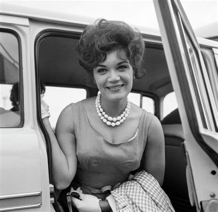Coye Francies Net Worth, Age, Height, Bio, Birthday, Wiki!