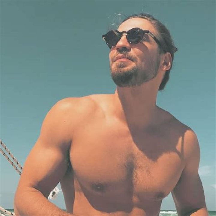 
Dan Bar Shira- Wiki, Age, Height, Net Worth, Wife, Marriage	