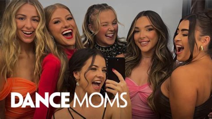 Dance Moms Live Recap and Review: Season 4 Episode 22 “Kiss or Get Off the Pot” 8/5/14