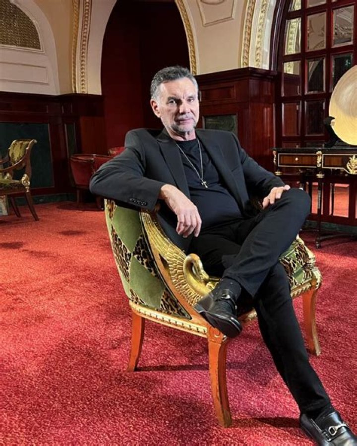 Daniel Franzese - Net Worth, Age, Height, Birthday, Bio, Wiki!