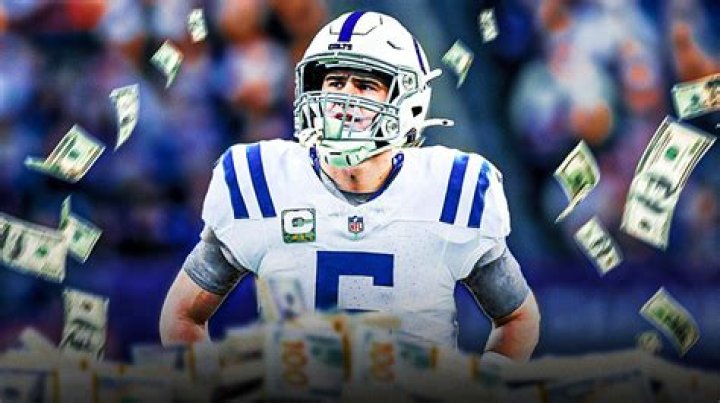 Daniel Jones - Net Worth, Age, Height, Birthday, Bio, Wiki!