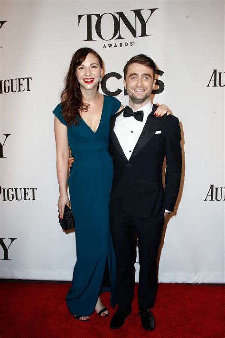 Daniel Radcliffe (Actor) Wiki, Bio, Height, Weight, Dating, Girlfriend, Net Worth, Career, Facts
