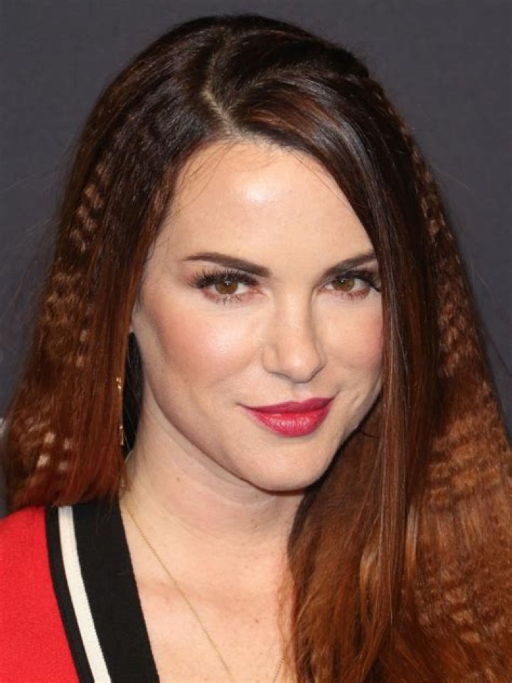 Danneel Ackles- Wiki, Age, Height, Net Worth, Husband, Marriage