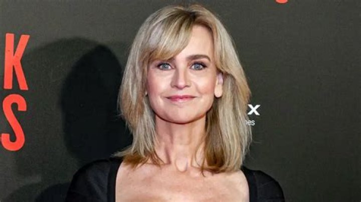 Daphne Deckers Biography: Net Worth, Husband, Wikipedia, Age, Instagram, Books, Daughter, Children, Height