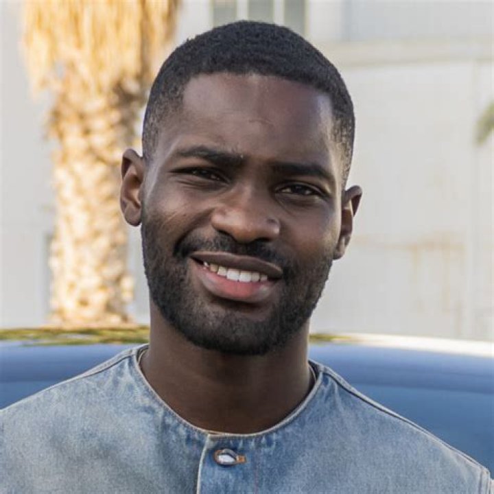 Dave Schools Net Worth, Age, Height, Bio, Birthday, Wiki!