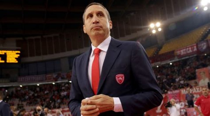 David Blatt: The Life and Career of a Basketball Visionary