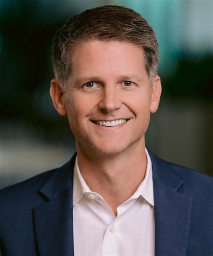 David Wells - Net Worth, Age, Height, Birthday, Bio, Wiki!