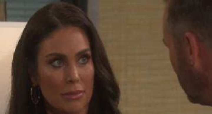 Days of Our Lives Spoilers: Thursday, November 3 Recap – Wendy’s Pilot Trail – Chloe Accepts Li’s Offer – Stefan & Gabi’s Cake