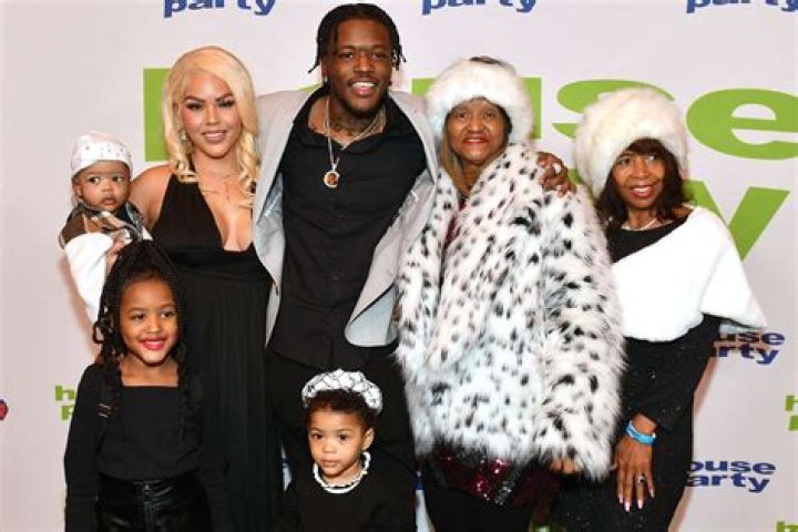 DC Young Fly Family Members