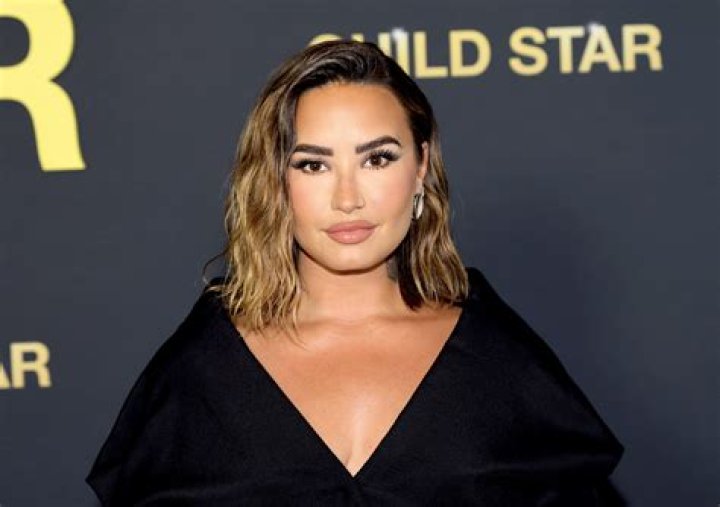 Demi Lovato Nude Photo Leak Intentional – Boosts Career and New Role On Glee
