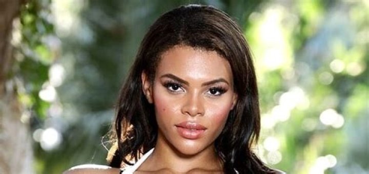 Derek Hayes Net Worth, Age, Height, Bio, Birthday, Wiki!