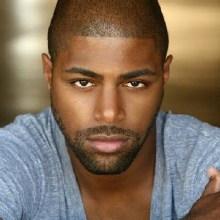 DeVaughn Nixon- Wiki, Age, Height, Net Worth, Girlfriend, Ethnicity