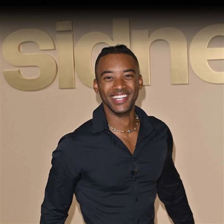 Dhane Smith Net Worth, Age, Height, Bio, Birthday, Wiki!