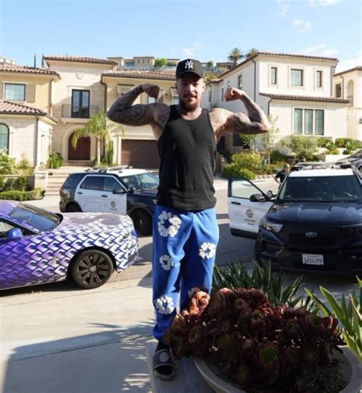 Diamond Mamba Net Worth, Age, Height, Bio, Birthday, Wiki!