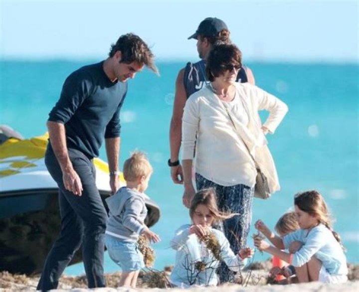 Diana Federer | All About Roger Federer Sister | Explore Her Wiki & Family