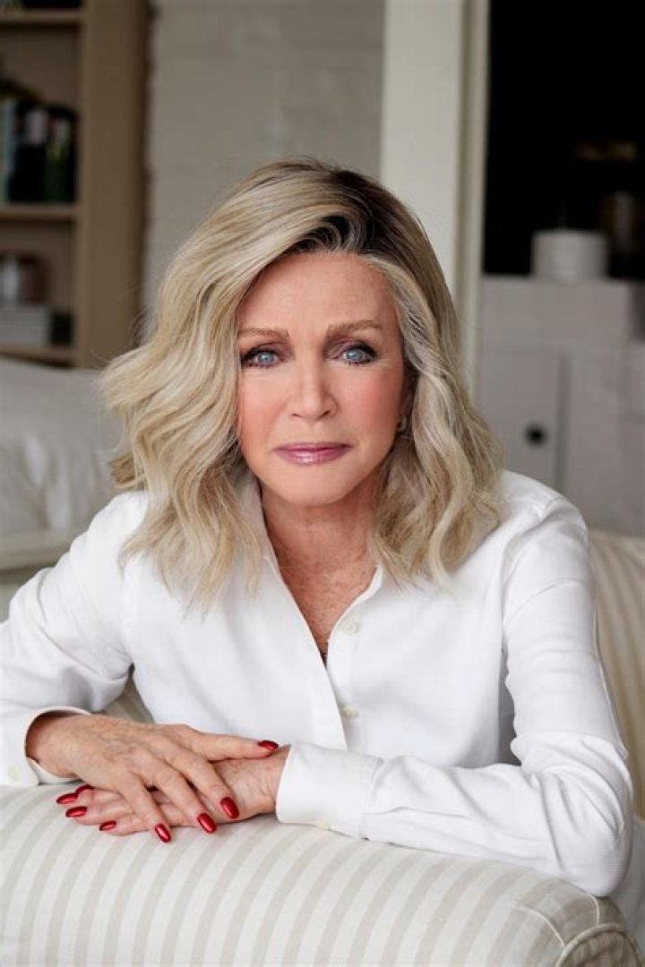 Donna Mills’s net worth, biography, fact, career, awards and life story