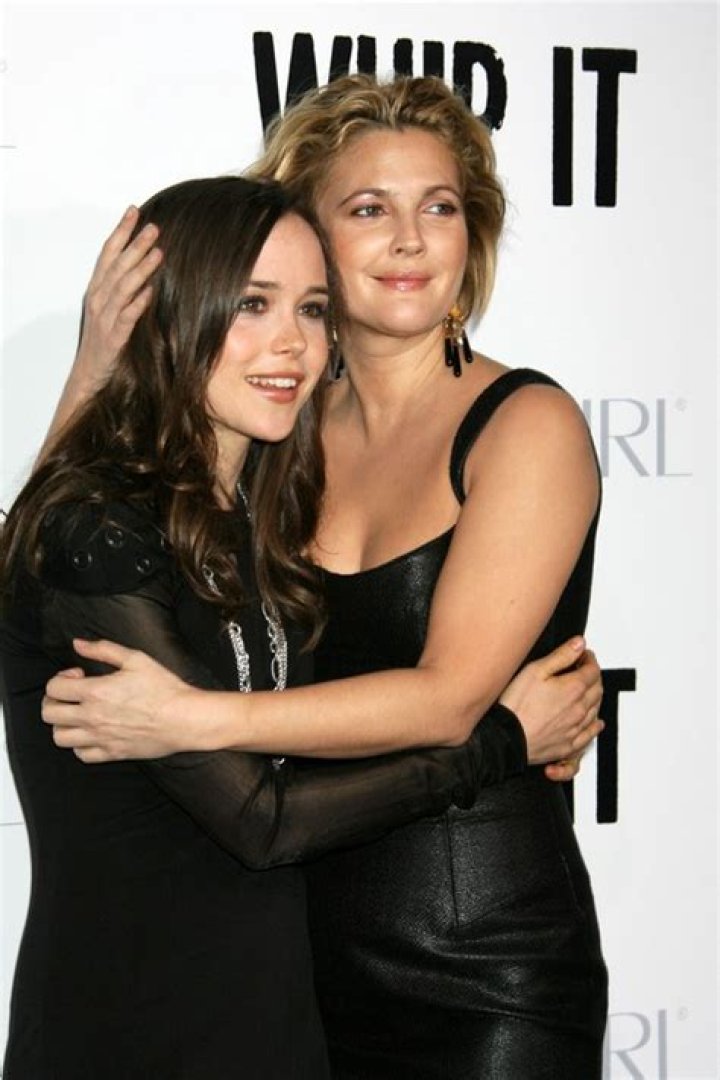 Drew Barrymore Urged Lover Ellen Page To Come Out of The Closet?