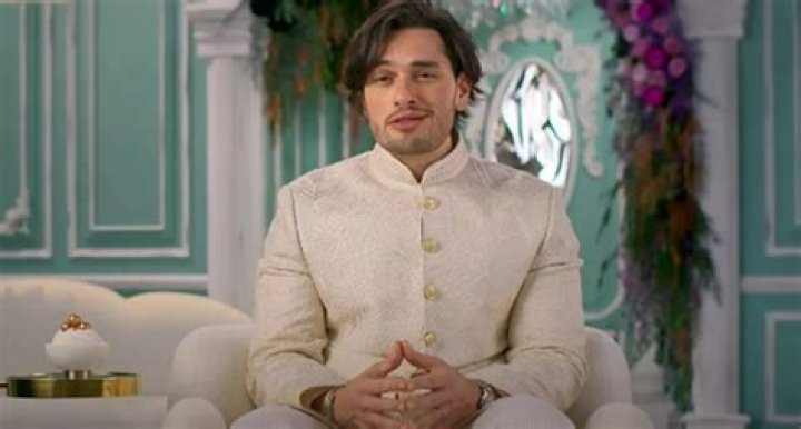 Ebraheem Al Samadi From Dubai Bling: Complete Wikipedia of Netflix Cast With Instagram Handle; Is He Gay? Does He Have a Wife?