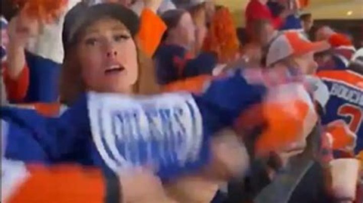 Edmonton Oilers Flashing Fan: The Ultimate Game Day Experience