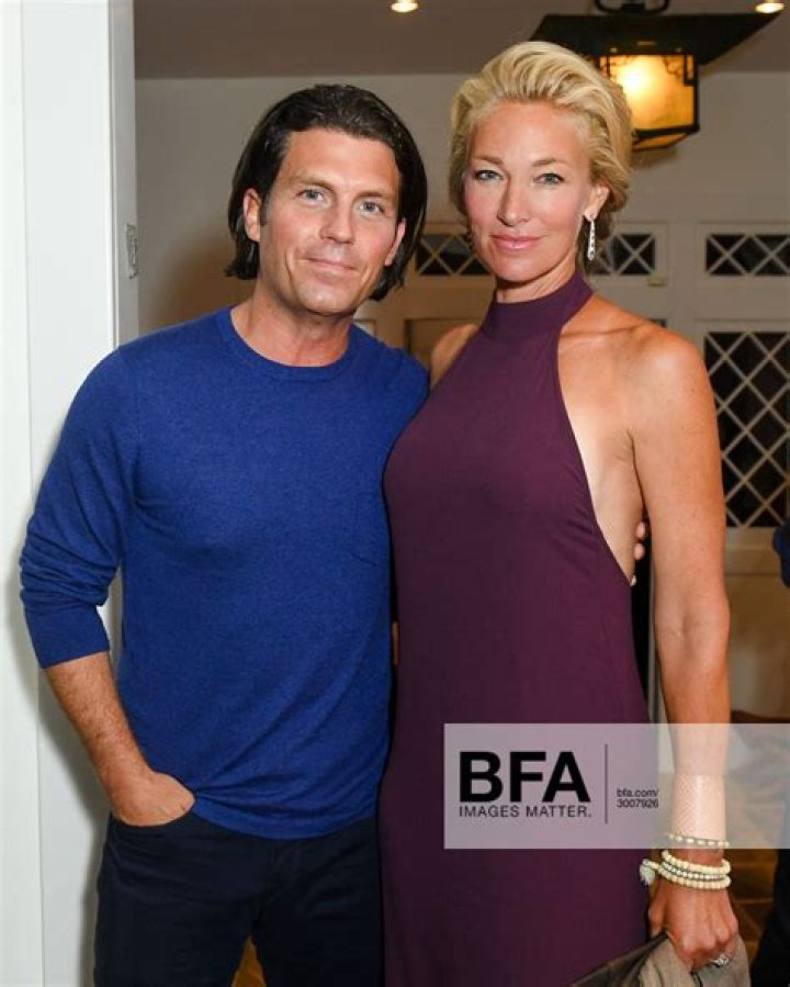 Elaine Irwin- Age, Husband, Height, Net Worth, Career, Nationality