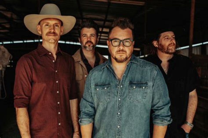 Eli Young Band Net Worth, Income, Salary, Earnings, Biography