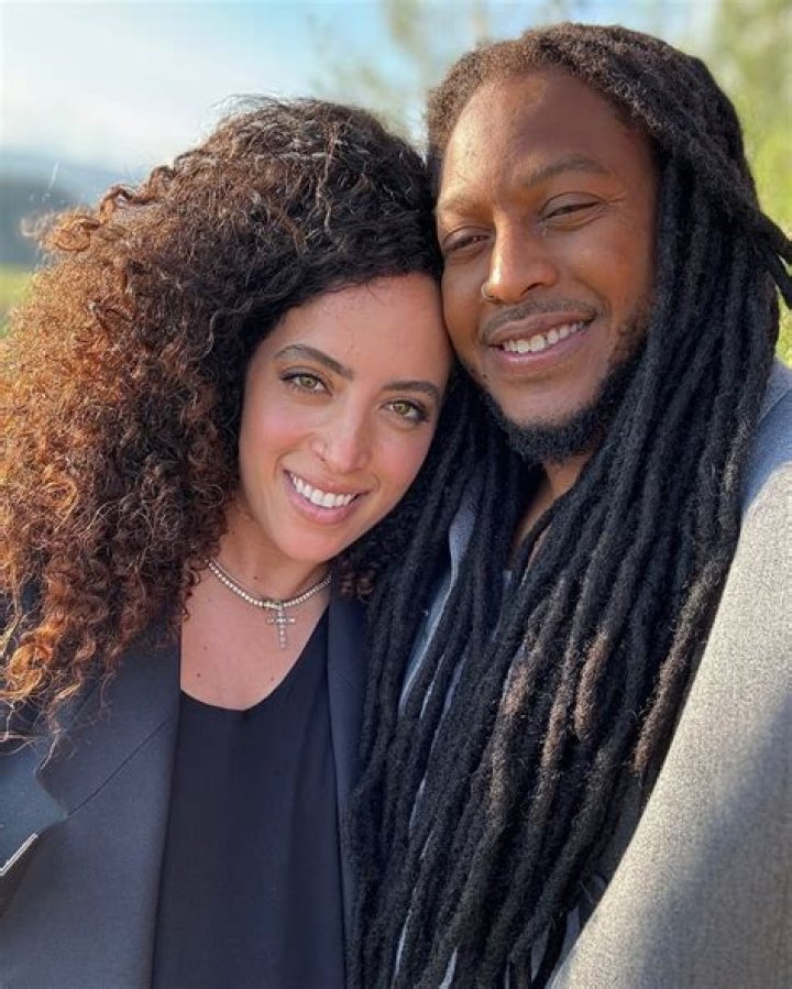 Elias’s Girlfriend: Who is Elias Dating?