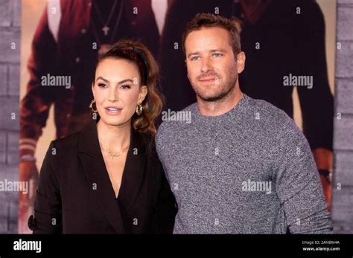 Elizabeth Chambers’s Husband: Who is Elizabeth Chambers Dating?