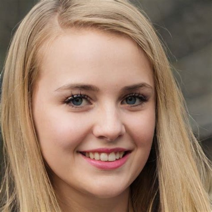 Elizabeth Donzis- Age, Height, Boyfriend, Net Worth