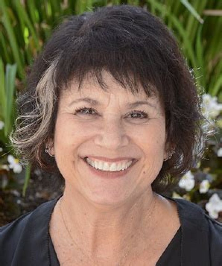 Ellen Gerstell - Net Worth, Age, Height, Birthday, Bio, Wiki!