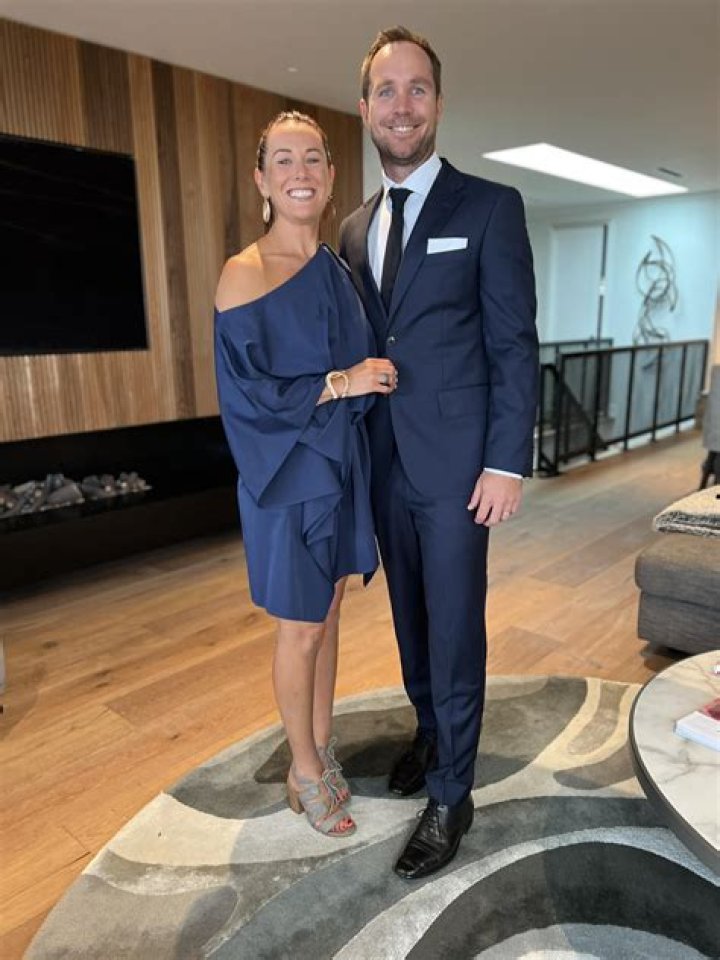 Ellie Reed- Bio, Age, Height, Net Worth, Boyfriend, Dating