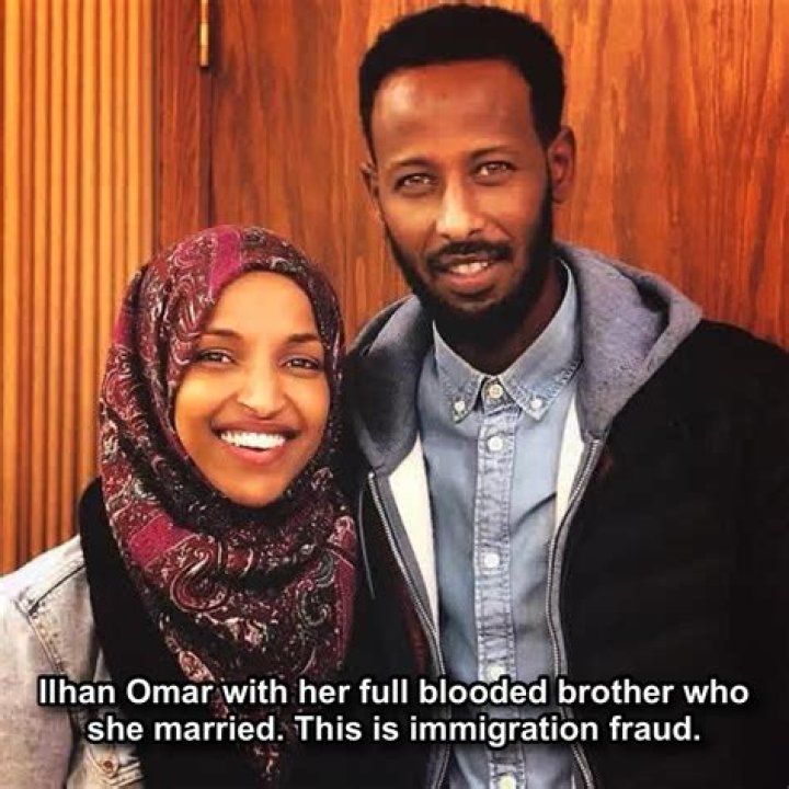 Elmi Daad’s Girlfriend: Who is Elmi Daad Dating?