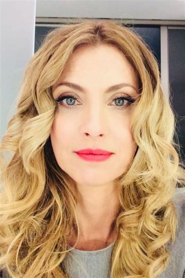 Emma Rabbe - Net Worth, Age, Height, Birthday, Bio, Wiki!