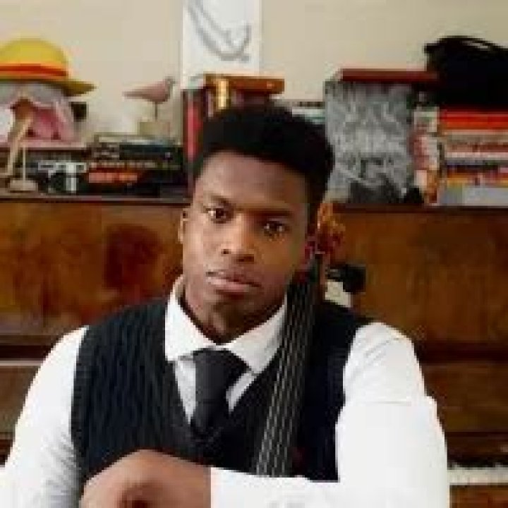 Emmanuel Olowe Biography: Age, Wiki, Net Worth, Movies, Education & More