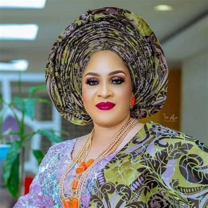 Emmanuella Ropo Biography: Age, Ex, Husband, Net Worth, Instagram, Wasiu Ayinde, Ooni Of Ife, K1, Titi Marshal, Pictures, Wikipedia