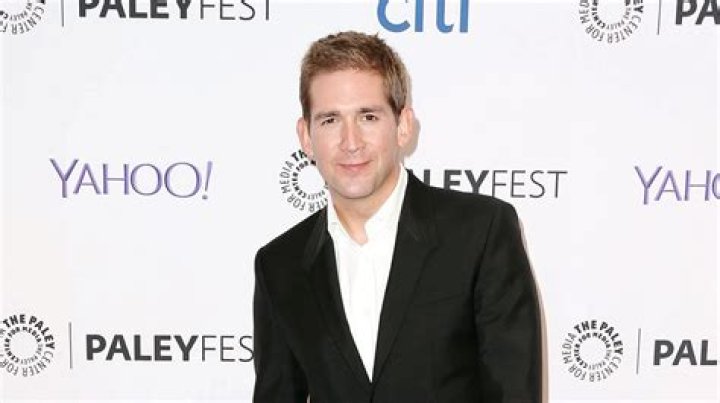 Eric Szmanda - Net Worth, Age, Height, Birthday, Bio, Wiki!