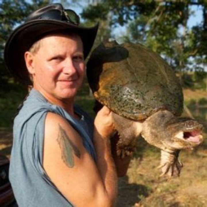 Ernie Brown Jr.’s Skill To Catch Turtles With His Bare Hands Earned Him The Nickname Turtleman