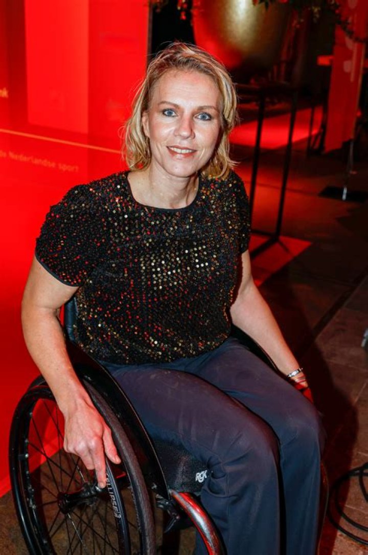 Esther Vergeer - Net Worth, Age, Height, Birthday, Bio, Wiki!